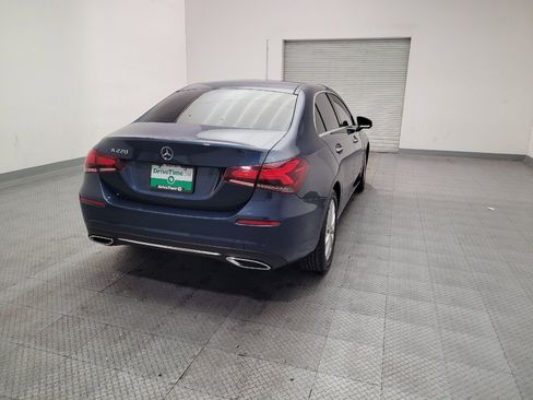 Used 2021 Mercedes-Benz A 220 image 7