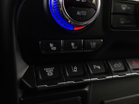 Used 2022 GMC Sierra 2500 Denali image 19