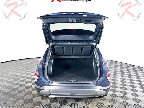 Used 2024 Hyundai Kona Limited image 28