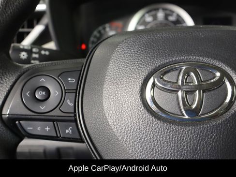 Used 2022 Toyota Corolla LE FWD image 8