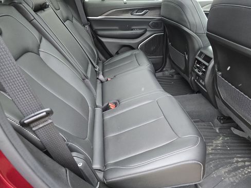 Used 2024 Jeep Grand Cherokee Limited 4xe w/ Luxury Tech Group II image 19