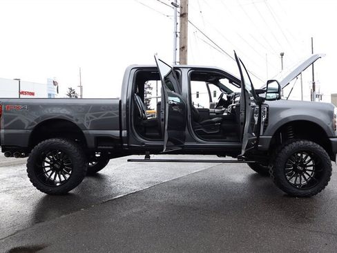 Used 2024 Ford F350 Platinum AWD/4WD image 36