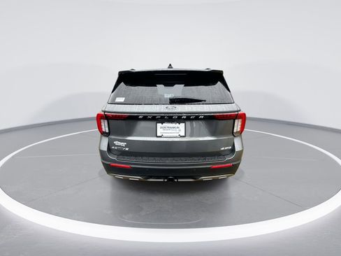 New 2026 Ford Explorer Active w/ Active Comfort Package AWD/4WD image 7
