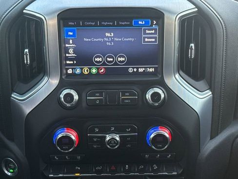 Used 2022 GMC Sierra 1500 SLT w/ SLT Premium Package image 14