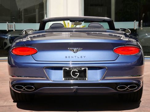 Used 2022 Bentley Continental GT image 9