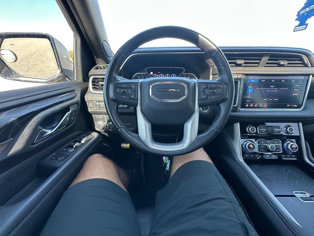 Used 2021 GMC Yukon Denali w/ Denali Premium Package RWD image 24