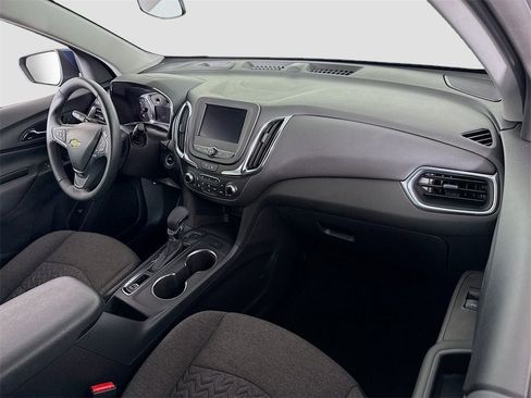 Used 2024 Chevrolet Equinox LT image 20