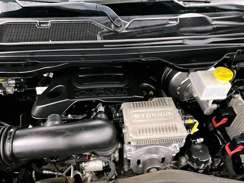 Used 2021 RAM 1500 Big Horn AWD/4WD image 34