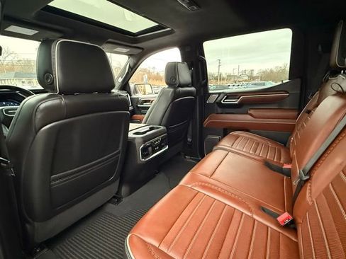 Used 2024 GMC Sierra 1500 Denali Ultimate image 26