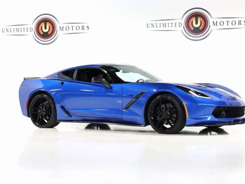 Used 2016 Chevrolet Corvette Stingray Coupe w/ Carbon Flash Badge Package image 7