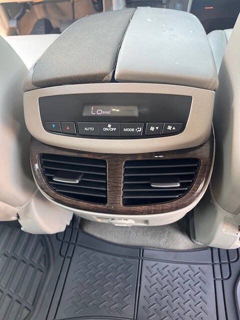 Used 2012 Acura MDX w/ Technology Package AWD/4WD image 14