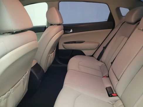 Used 2017 Kia Optima LX image 18