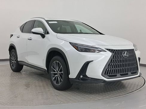 Certified 2025 Lexus NX 250 FWD w/ Premium Package image 7