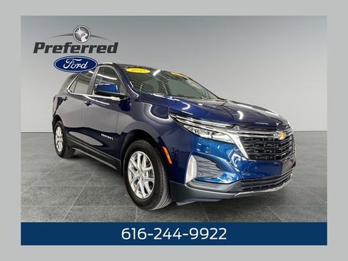 Used 2022 Chevrolet Equinox LT image 1