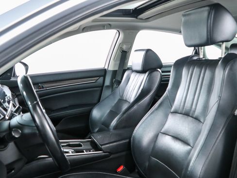 Used 2018 Honda Accord EX-L image 21