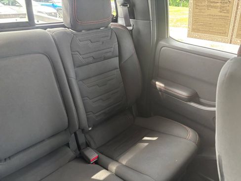 Used 2026 Nissan Frontier PRO-4X AWD/4WD image 38