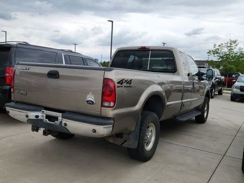 Used 2002 Ford F250 XLT AWD/4WD image 3