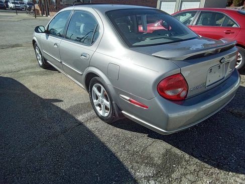 Used 2001 Nissan Maxima GLE w/ (W08) Meridian Edition Pkg image 9
