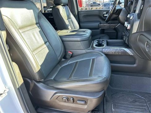 Used 2020 GMC Sierra 3500 Denali w/ Denali Ultimate Package image 29