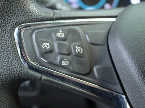 Used 2017 Chevrolet Cruze LT w/ Convenience Package image 14