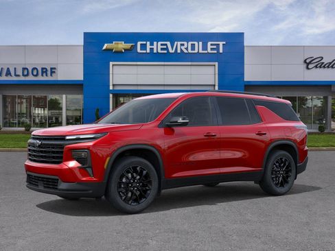New 2026 Chevrolet Traverse LT w/ Midnight/Sport Edition image 2
