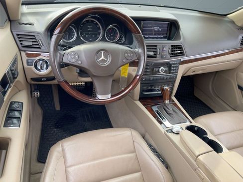 Used 2011 Mercedes-Benz E 350 E 350 image 28