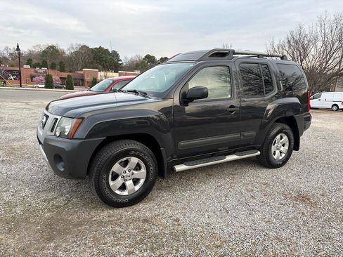 Used 2012 Nissan Xterra S w/ Value Package image 1