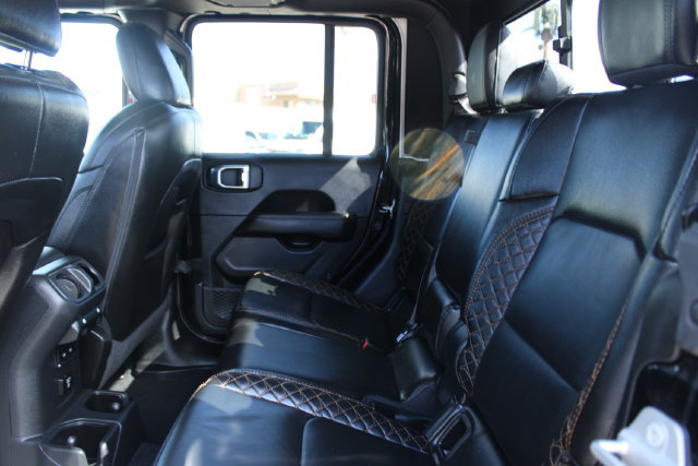 Used 2022 Jeep Gladiator Overland AWD/4WD image 40