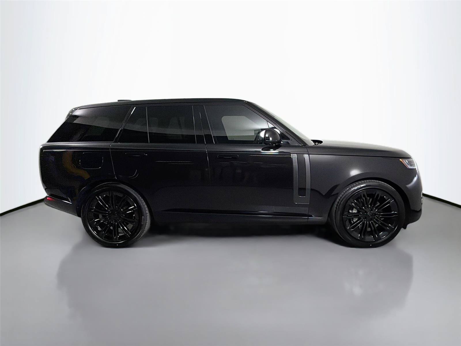 New 2026 Land Rover Range Rover SE AWD/4WD image 4