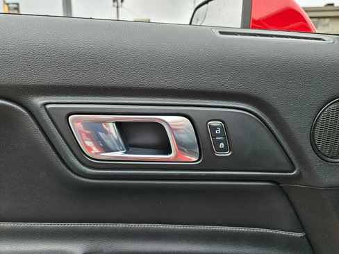 Used 2018 Ford Mustang GT Premium image 26