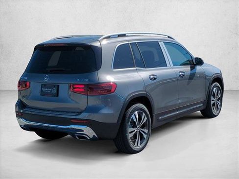 New 2026 Mercedes-Benz GLB 250 4MATIC image 2