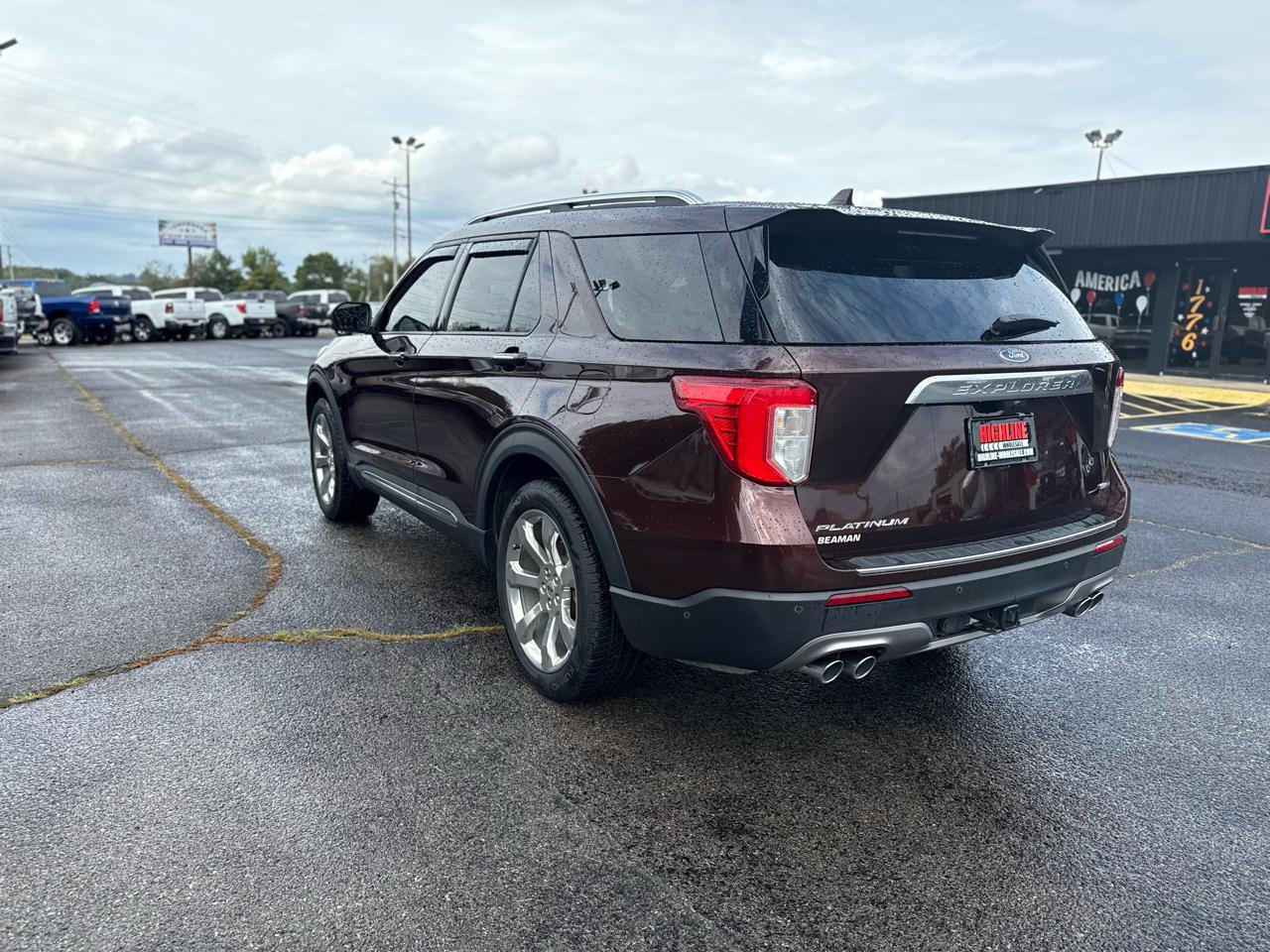 Used 2020 Ford Explorer Platinum w/ Premium Technology Package AWD/4WD image 7