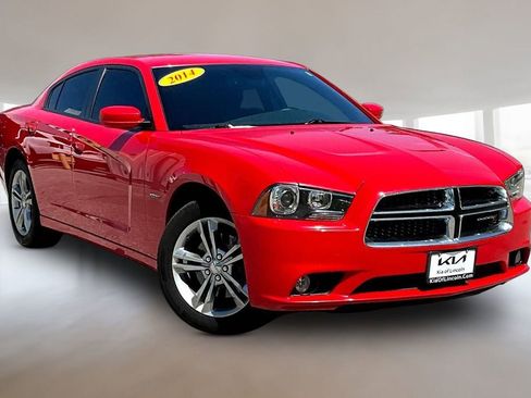 Used 2014 Dodge Charger R/T w/ Driver Confidence Group (AJG) AWD/4WD image 3