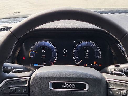 New 2026 Jeep Grand Cherokee L Limited image 15