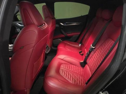 Used 2022 Maserati Ghibli Trofeo RWD image 15