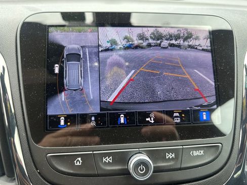 Used 2024 Chevrolet Equinox RS FWD image 6