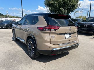 Used 2024 Nissan Rogue Platinum FWD video 2
