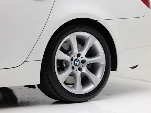 Used 2004 BMW 545i Sedan RWD image 32