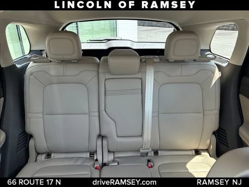 Used 2023 Lincoln Corsair AWD image 15