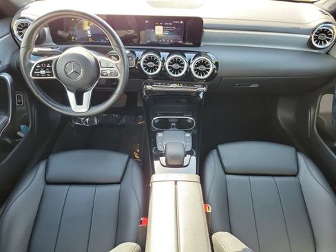 Used 2022 Mercedes-Benz CLA 250 image 12