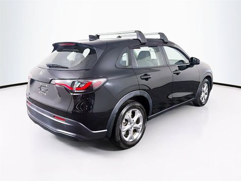 Used 2023 Honda HR-V LX image 11