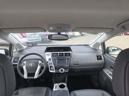 Used 2012 Toyota Prius V Five FWD image 15