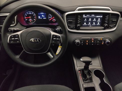 Used 2019 Kia Sorento FWD image 22