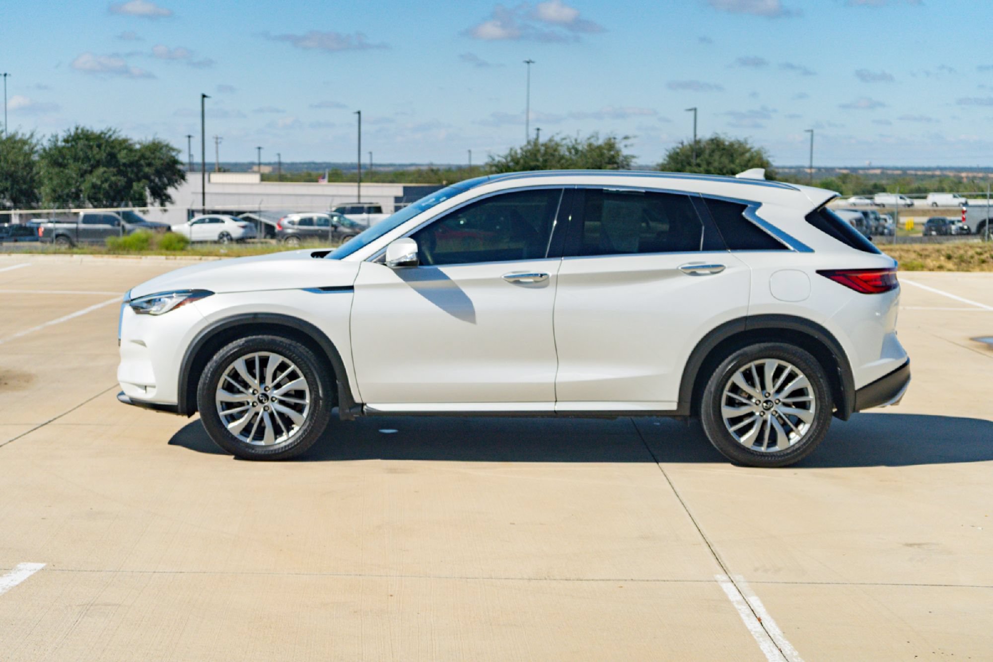 Certified 2025 INFINITI QX50 Luxe AWD/4WD image 7