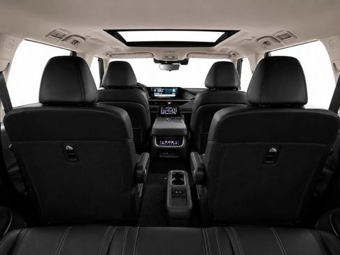 Used 2025 INFINITI QX80 Sensory AWD/4WD image 14