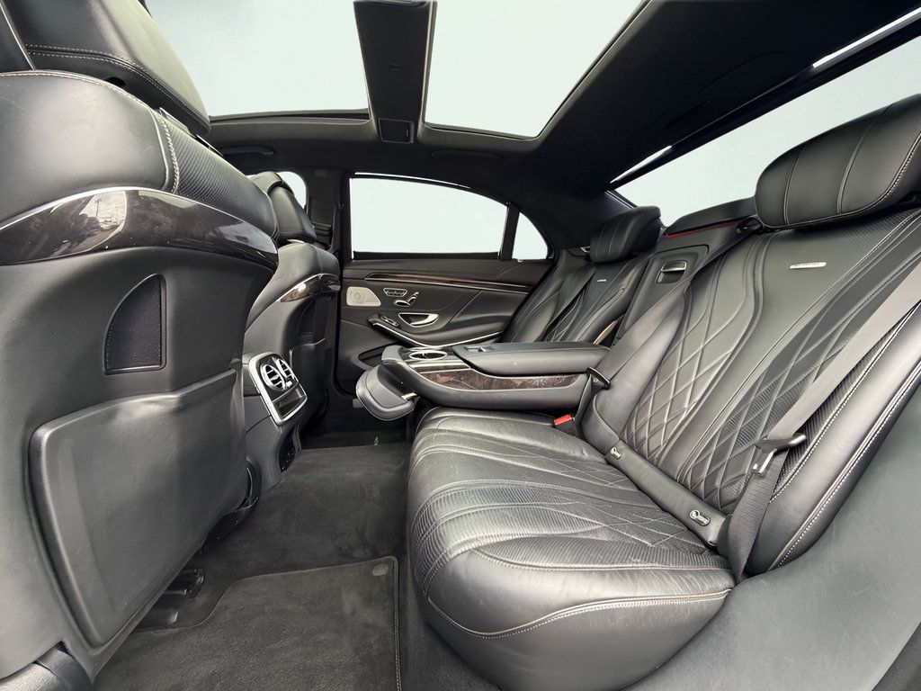 Used 2016 Mercedes-Benz S 63 AMG 4MATIC Sedan image 23