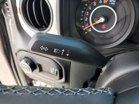 New 2026 Jeep Gladiator Sport AWD/4WD image 19