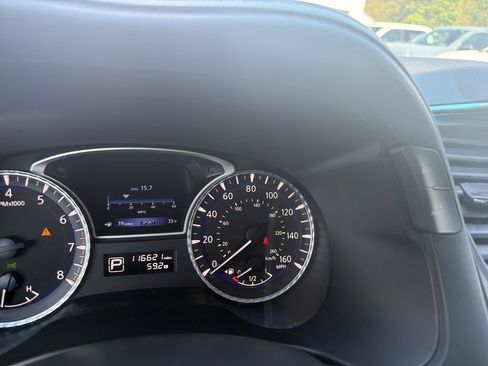 Used 2013 INFINITI JX35 AWD w/ Premium Pkg image 23