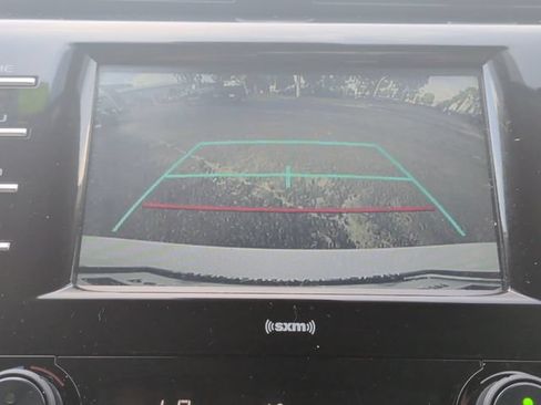 Used 2020 Toyota Camry SE FWD image 24