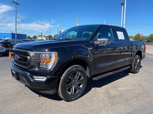 Used 2022 Ford F150 XLT w/ Equipment Group 302A High AWD/4WD image 7